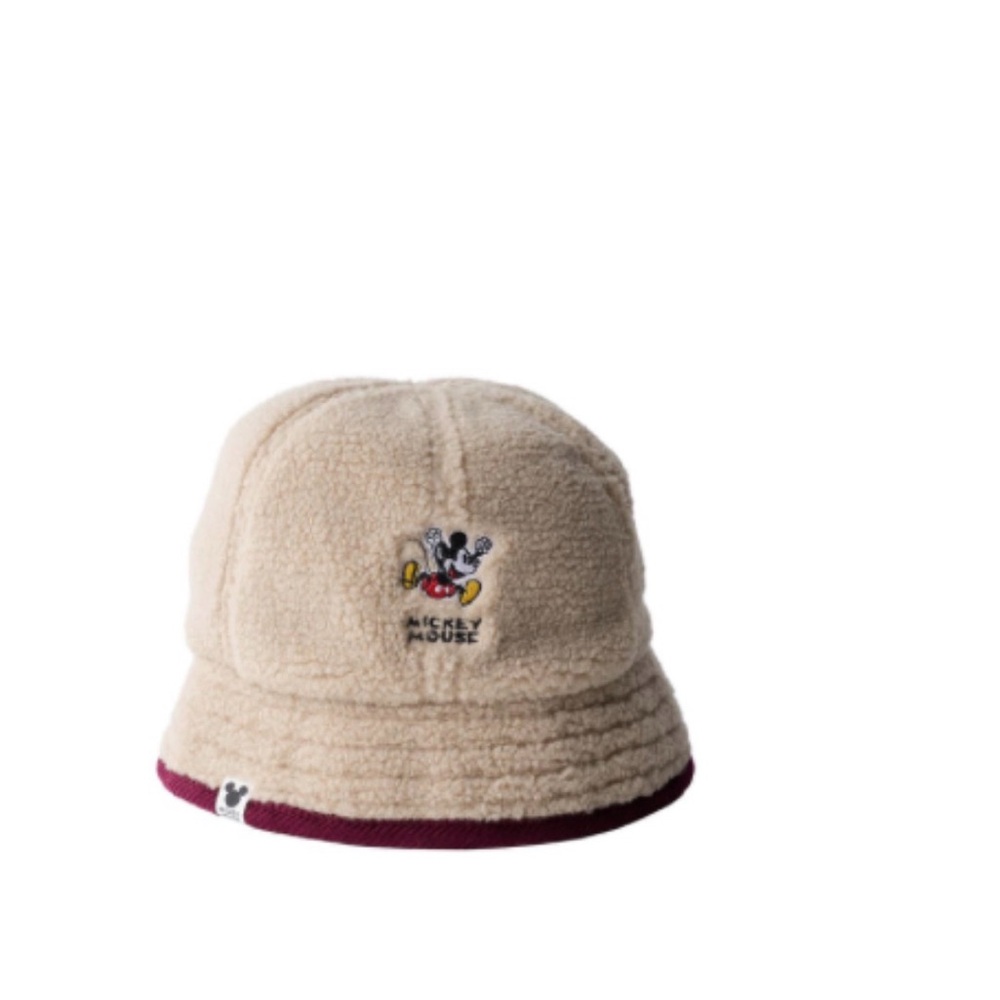 Zara MICKEY MOUSE © DISNEY EMBROIDERED FLEECE HAT
